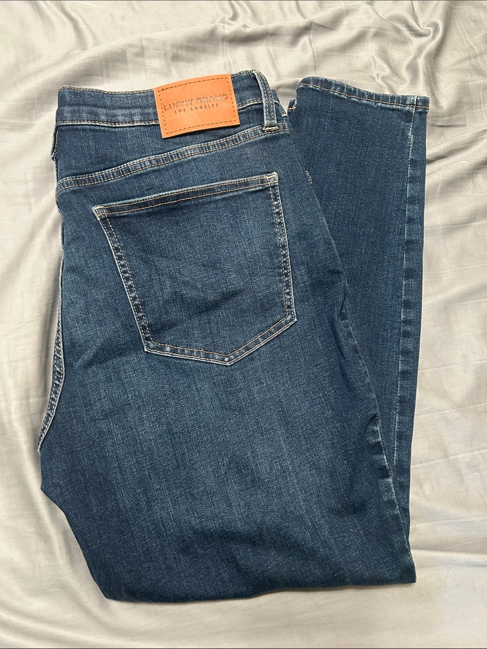 Lucky Brand Women’s Indigo Slim Straight Ankle Jeans